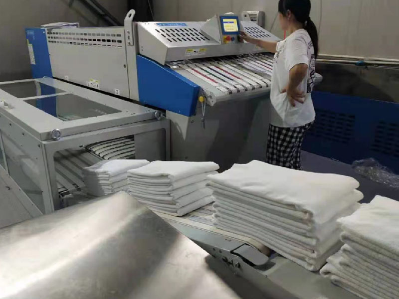 上街巾类折叠机-02