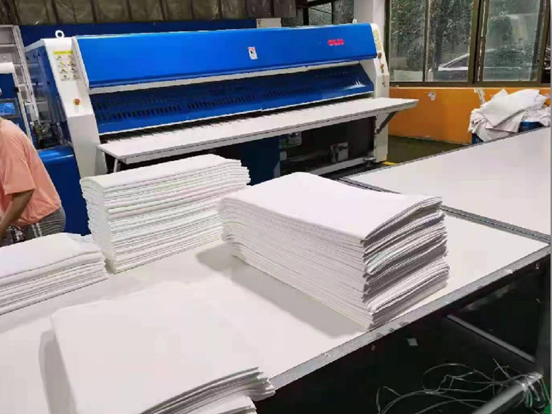 上街高速熨烫机-01